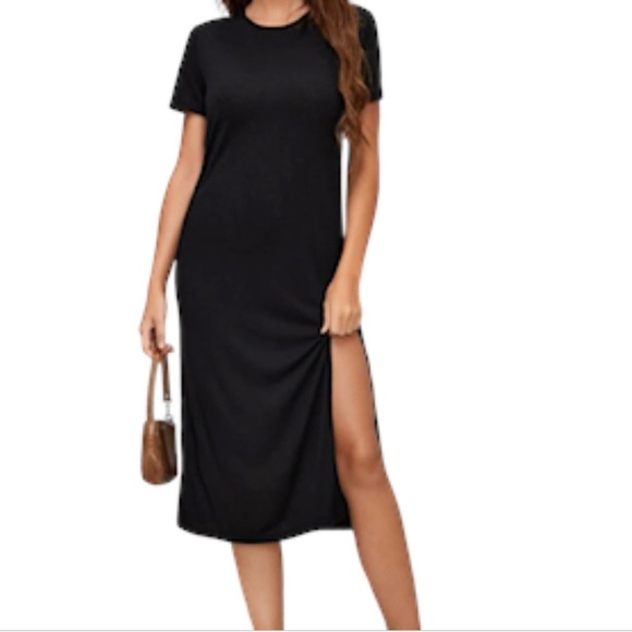 Black thigh high split midi tee dress - Picture 3 of 8